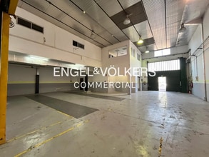 Industrial in Santa Perpètua de Mogoda, Barcelona to rent Interior Photo- Image 1 of 21