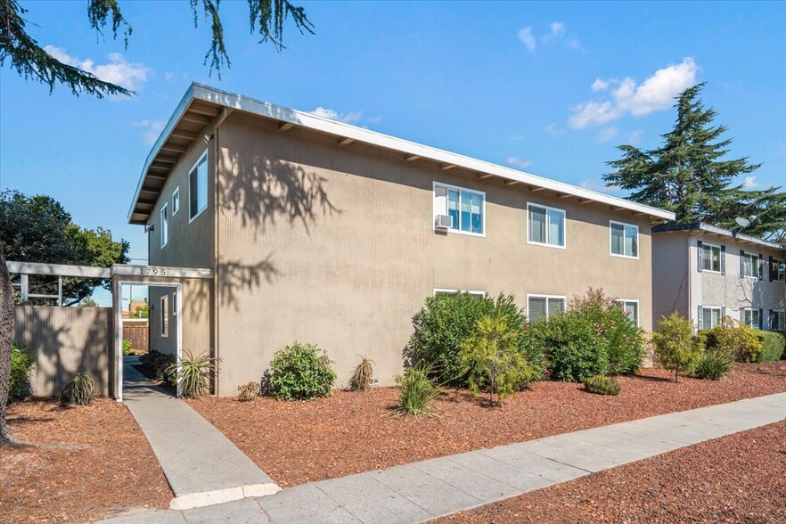 1795 Bradford Way, San Jose, CA for sale - Building Photo - Image 2 of 18