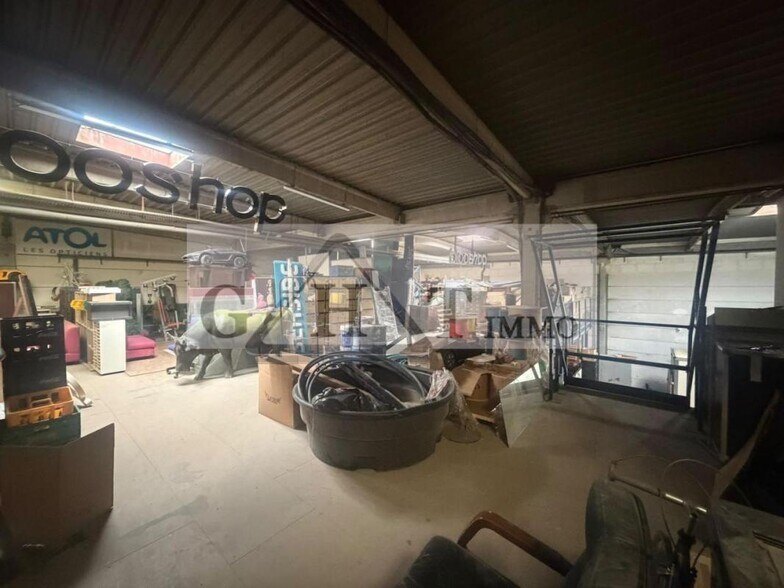 Industrial in Noisy-le-Grand for sale - Interior Photo - Image 2 of 13