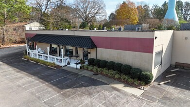 8241-8245 Chapel Hill Rd, Cary, NC for rent Building Photo- Image 1 of 8