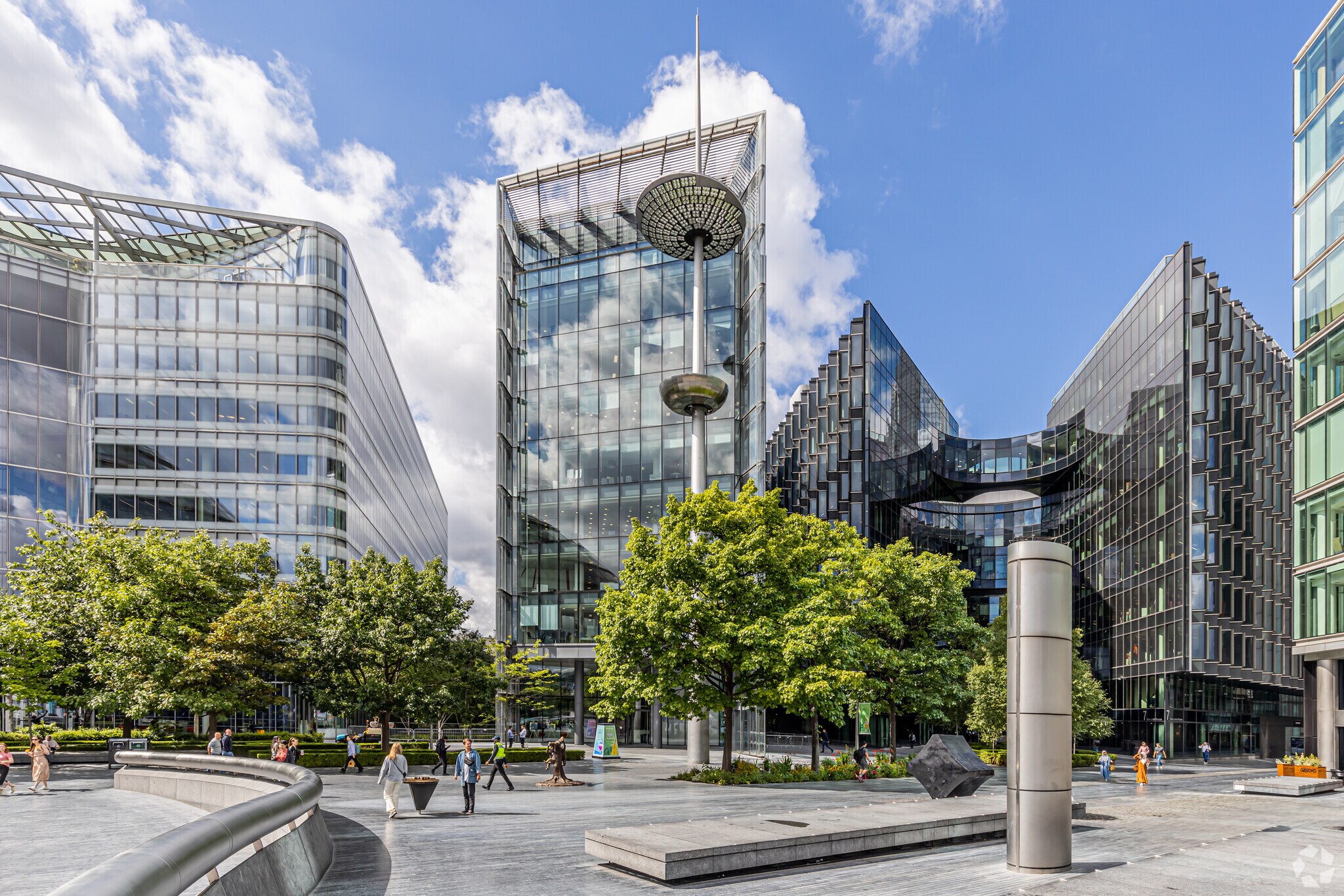 4 More London Riverside, London for sale Primary Photo- Image 1 of 1