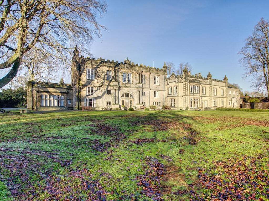 82 Old Maltongate, Malton for sale Building Photo- Image 1 of 1