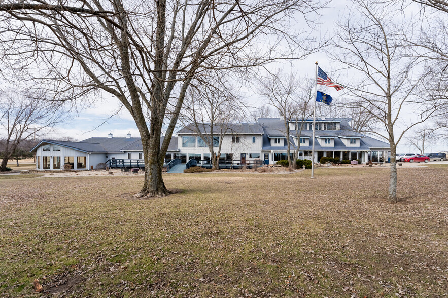 14914 Blue Mound Rd, Valley Falls, KS for sale - Building Photo - Image 1 of 1