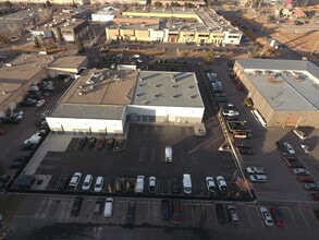 2315 30th Ave NE, Calgary, AB to rent Interior Photo- Image 2 of 2