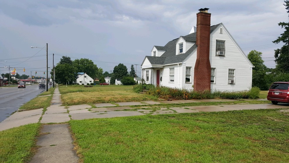 900 N Countyline Rd, Fostoria, OH for sale - Building Photo - Image 3 of 3