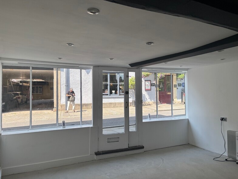14 Sadler St, Wells to rent - Building Photo - Image 3 of 7