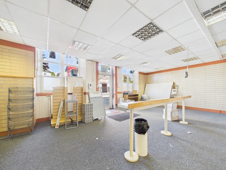 2 Cawdor St, Nairn to rent - Interior Photo - Image 3 of 7