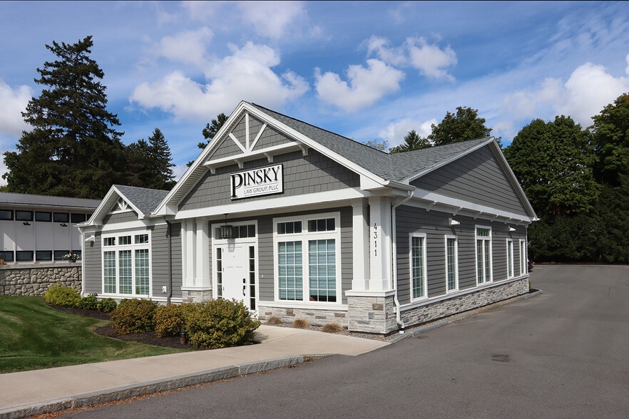 4311 E Genesee St, De Witt, NY for sale - Building Photo - Image 1 of 1