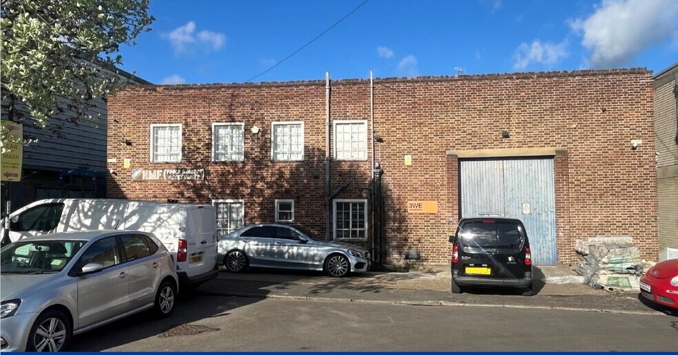 Market Rd, Richmond for sale - Building Photo - Image 1 of 4