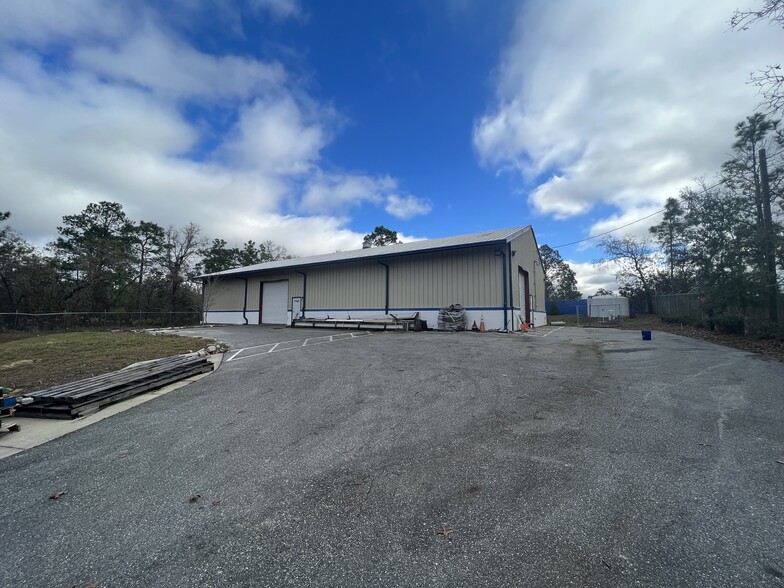 17360 Necklace Warbler, Brooksville, FL for sale - Primary Photo - Image 1 of 1