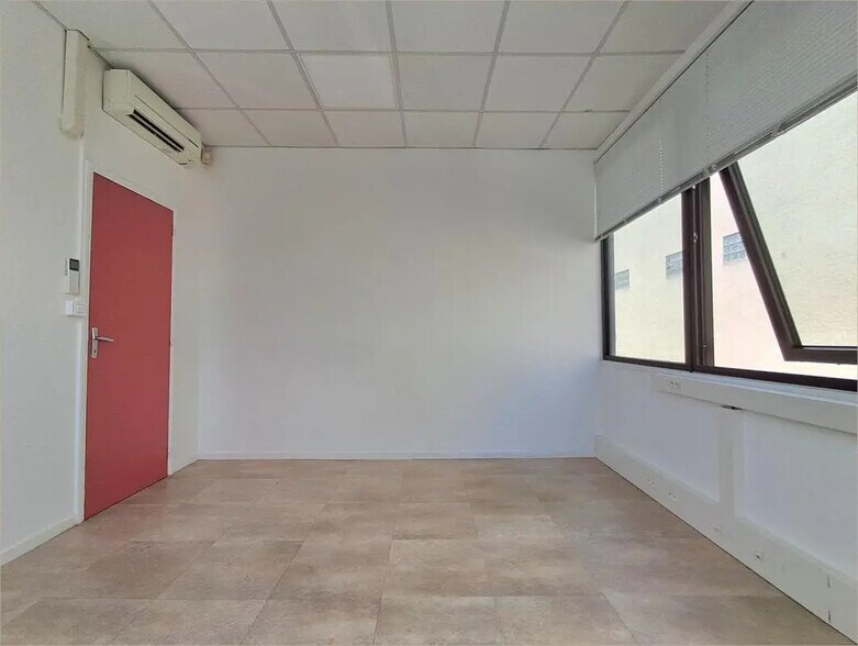 12 Avenue Clément Ader, Colomiers to rent - Interior Photo - Image 3 of 14