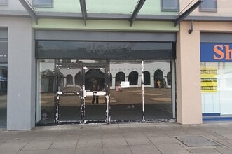Market Walk, Newton Abbot to rent Building Photo- Image 1 of 2