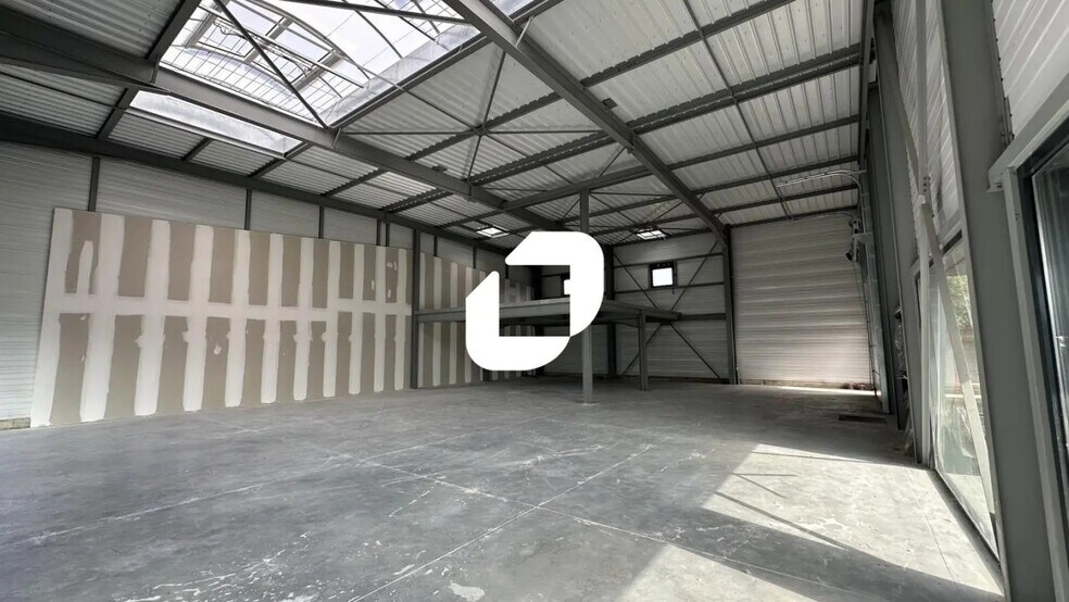 2 Rue De L'Artisanat, Obernai to rent - Interior Photo - Image 3 of 9