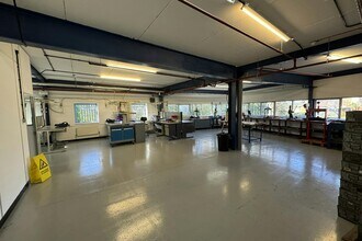 New Ln, Havant to rent Interior Photo- Image 1 of 6