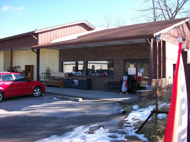 850 N York Hwy, Jamestown, TN for sale - Primary Photo - Image 1 of 1