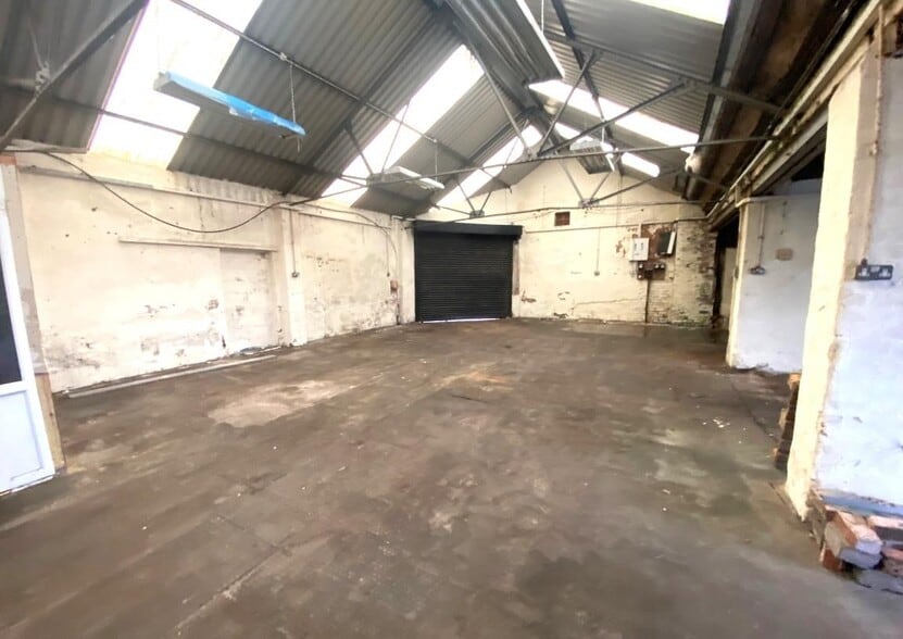 Whalley Range, Blackburn to rent - Interior Photo - Image 3 of 4