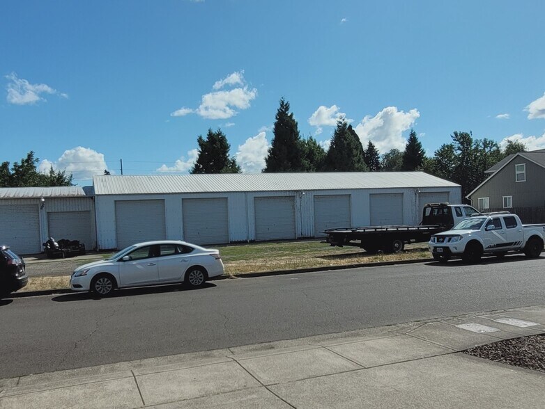 2075 Brown Rd Ne, Salem, OR for sale - Primary Photo - Image 1 of 4