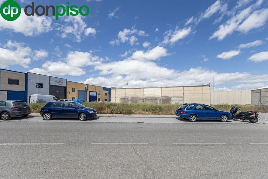 Paseo de las Andas, 9, Las Gabias, Granada for sale - Building Photo - Image 2 of 14