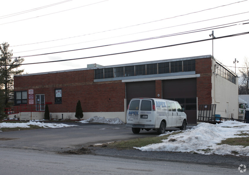 874 Old Albany Shaker Rd, Schenectady, NY for sale - Primary Photo - Image 1 of 1