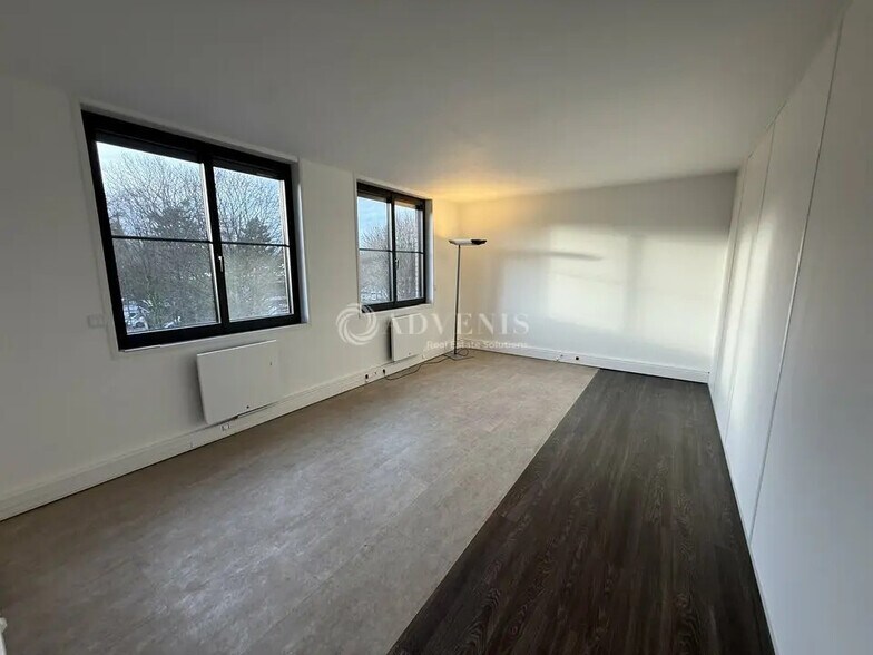 Office in Lognes to rent - Interior Photo - Image 3 of 11