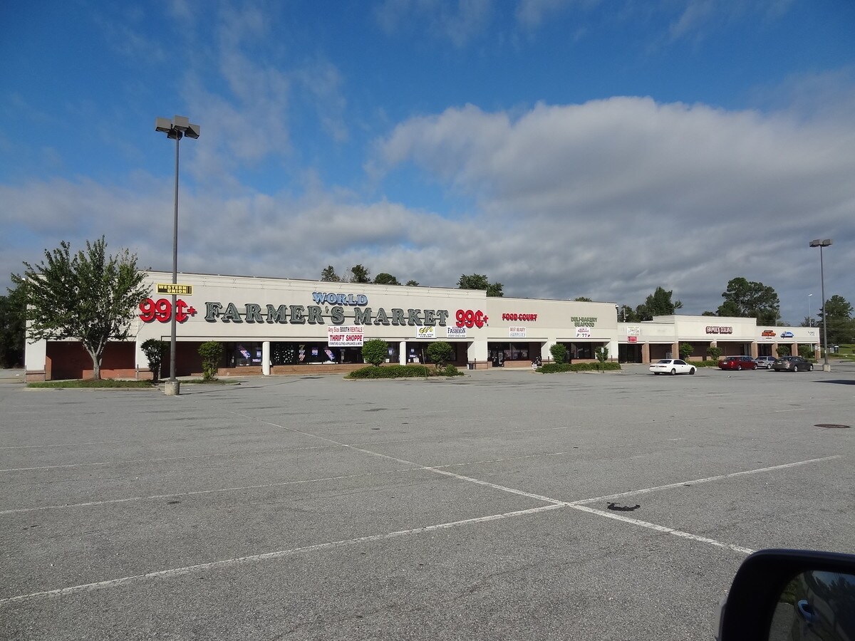 4437 Columbus Rd, Macon, GA 31206 UK