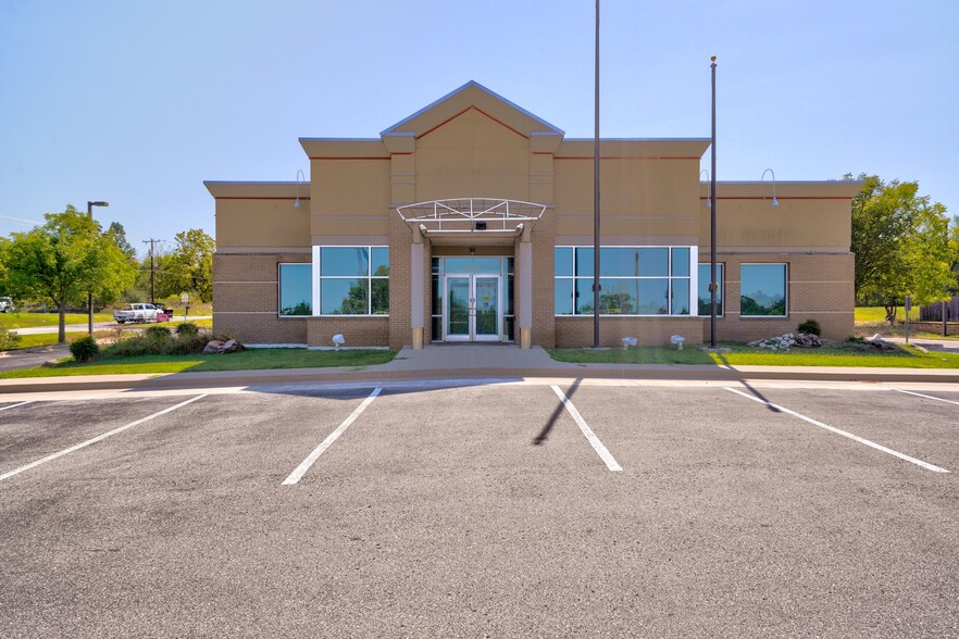 14900 SE 29th St, Choctaw, OK for rent - Building Photo - Image 1 of 36