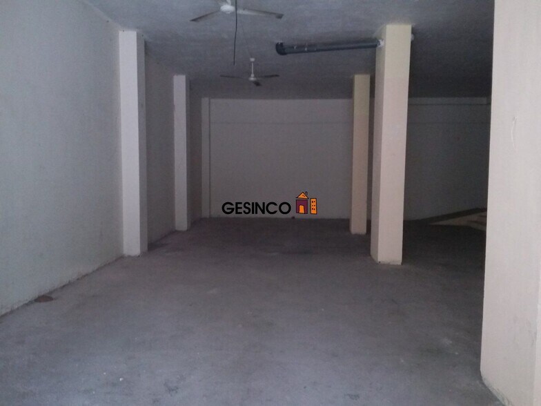 Retail in Ontinyent, Valencia to rent - Building Photo - Image 2 of 7