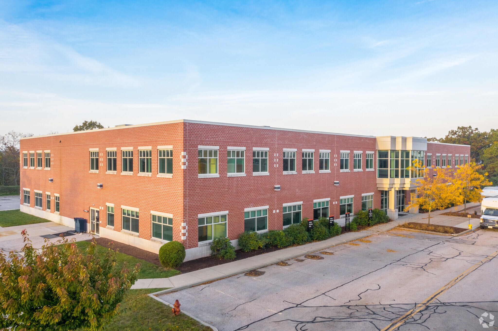 900 Douglas Pike, Smithfield, RI to rent Primary Photo- Image 1 of 10