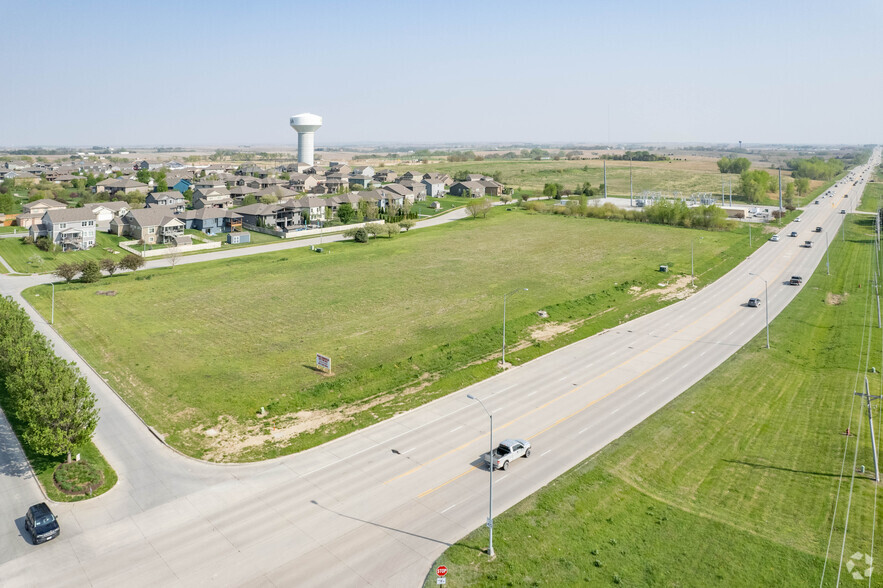 12004 Standing Stone Dr, Gretna, NE for sale - Building Photo - Image 1 of 10