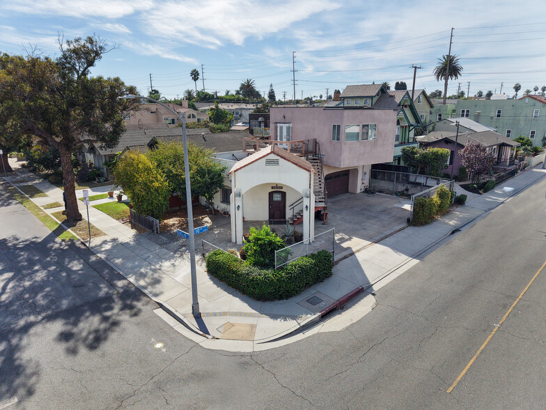 3640 E 10th St, Long Beach, CA for sale - Building Photo - Image 1 of 1