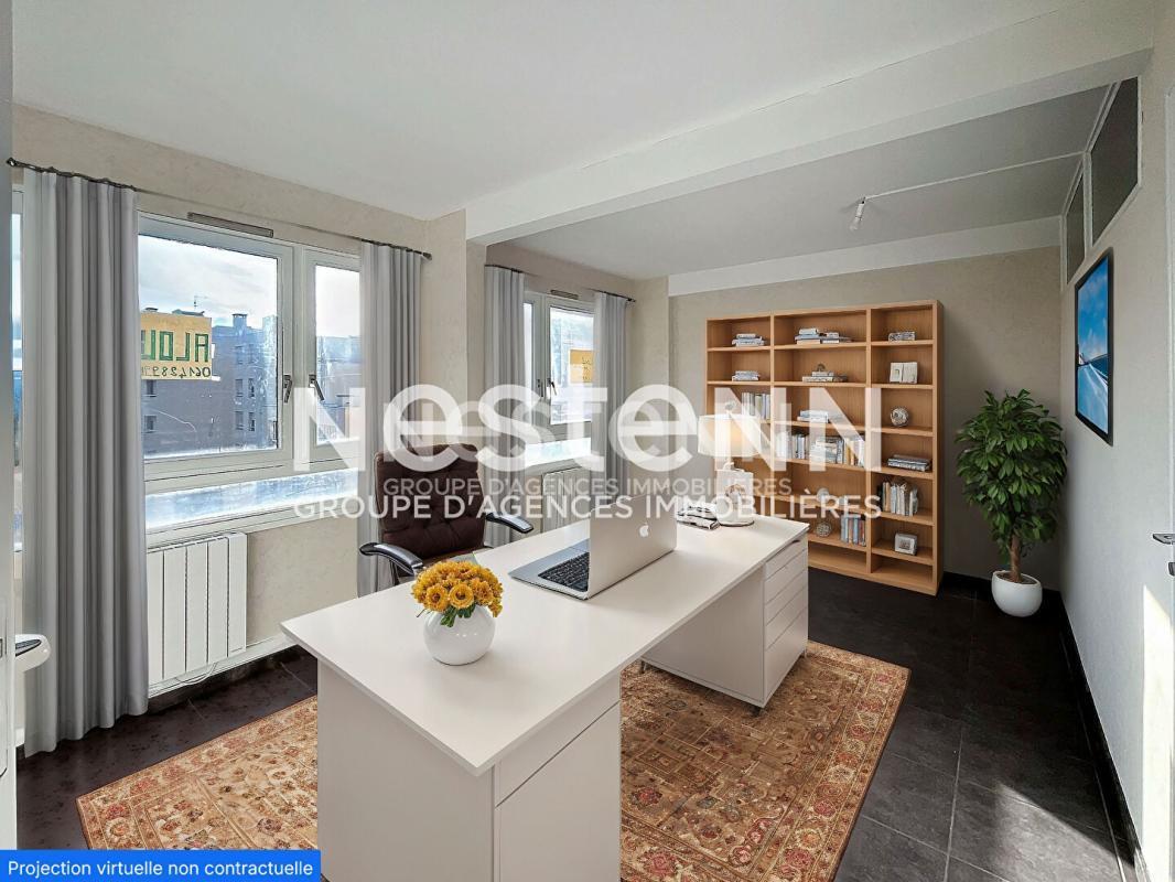 Retail in Bron for sale Building Photo- Image 1 of 7