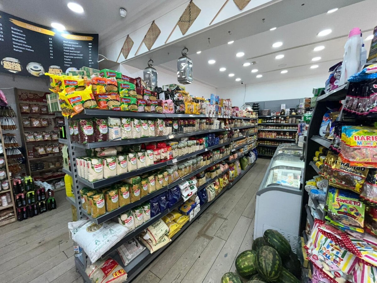 143-145 North End Rd, London, LND W14 9NH - Unit 143-145 - - Interior Photo - Image 2 of 8