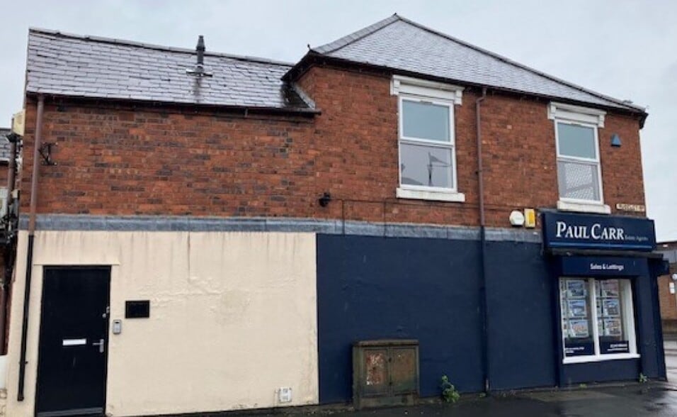 1 Lichfield Rd, Burntwood to rent - Building Photo - Image 2 of 2