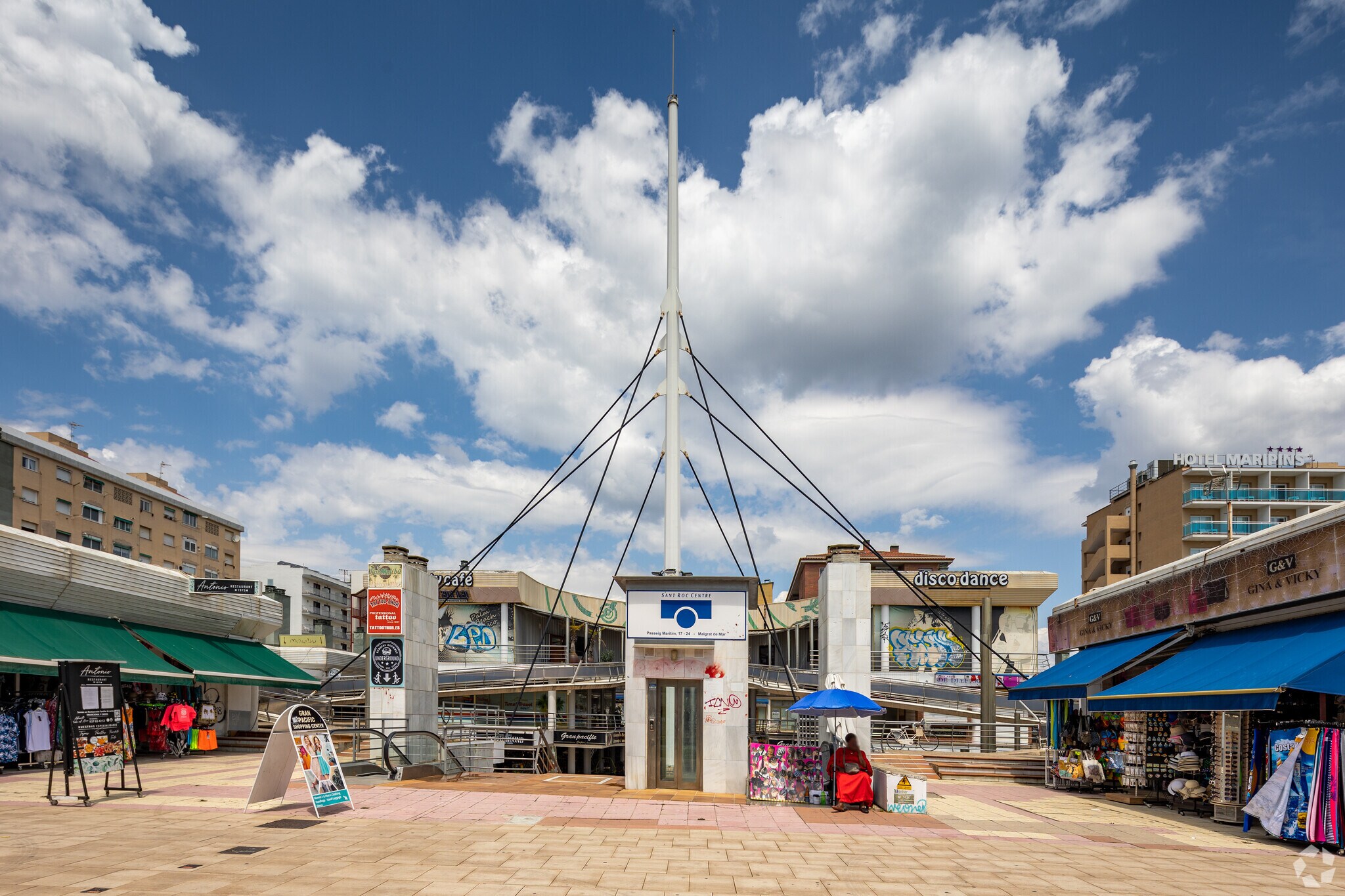 Retail in Malgrat de Mar, Barcelona for sale Primary Photo- Image 1 of 7