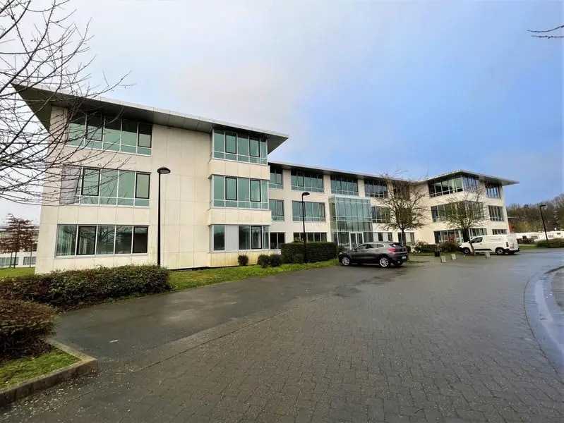 2 Rue René Caudron, Voisins-le-Bretonneux to rent Building Photo- Image 1 of 41