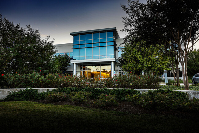 More details for 2750 Technology Forest Blvd, The Woodlands, TX - Office for Rent