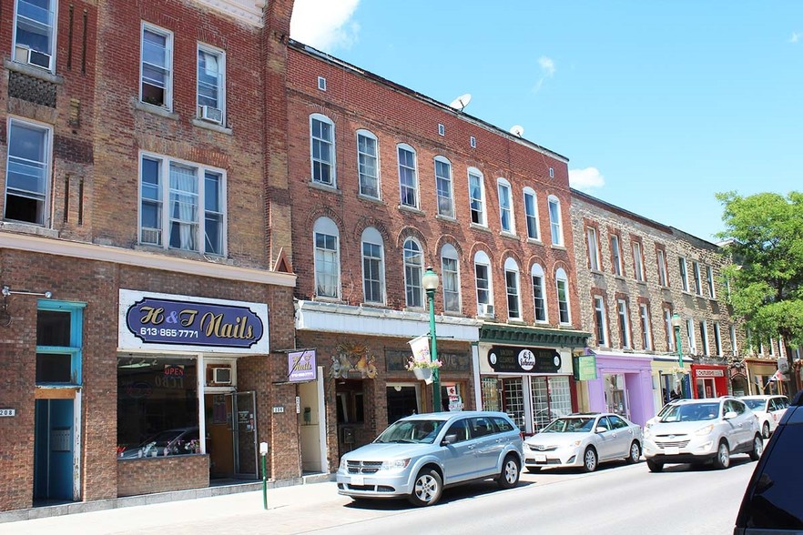 200-202 W King St, Brockville, ON for sale - Primary Photo - Image 1 of 1