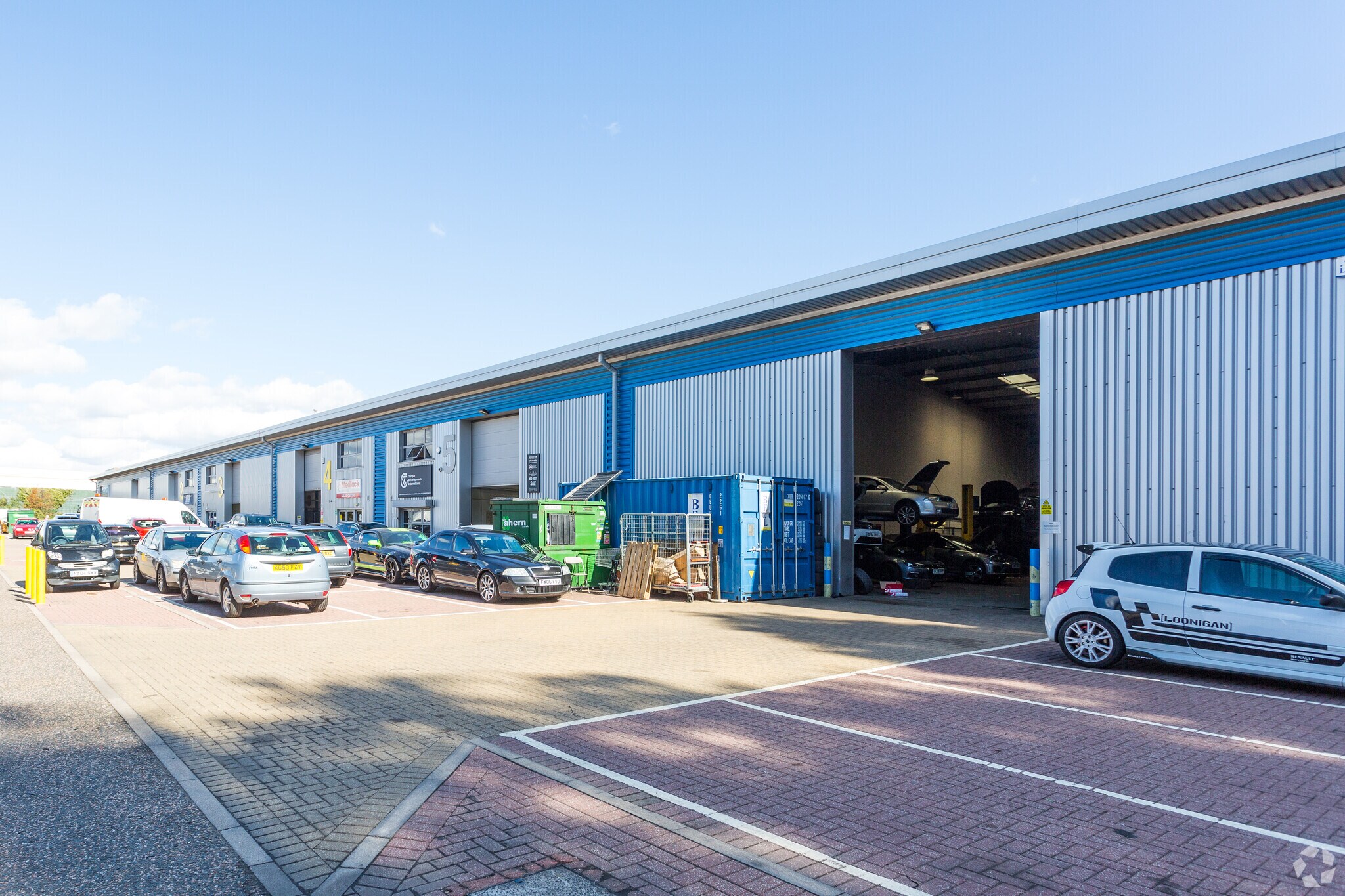 6 Motherwell Way, Grays for sale Primary Photo- Image 1 of 1