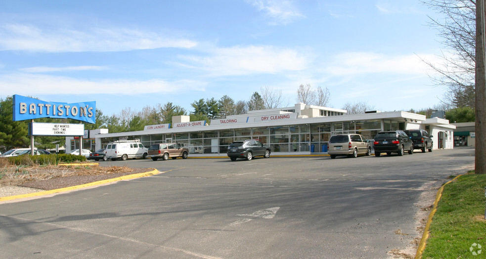 369 W Main St, Avon, CT for rent - Building Photo - Image 3 of 5