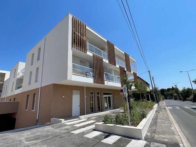 4 Rue Lamartine, Rognac for sale - Building Photo - Image 3 of 4