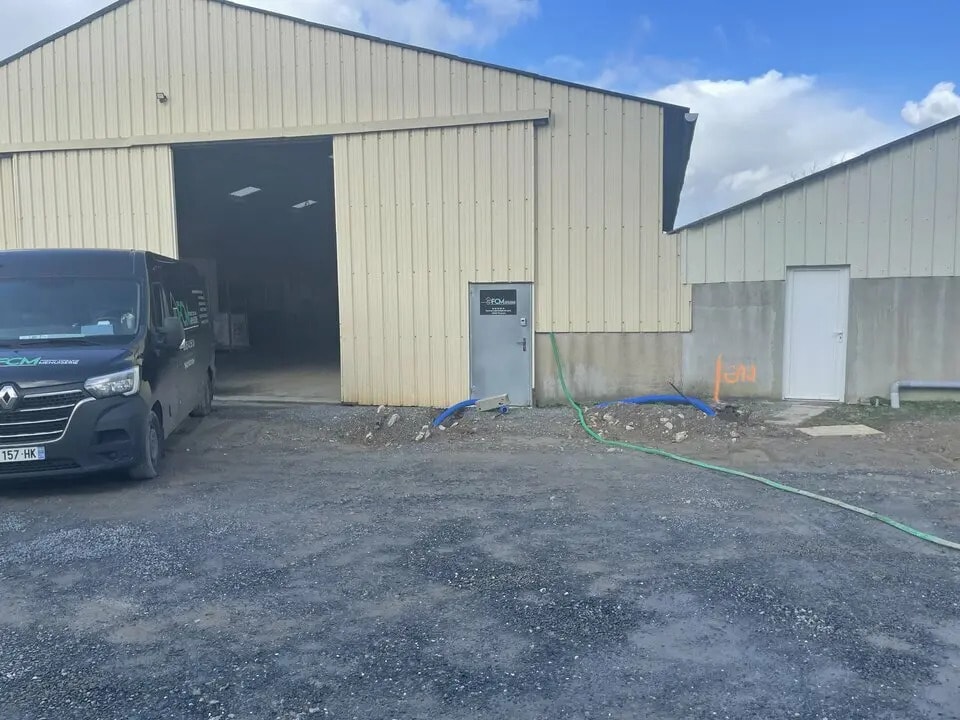 Location Entrepôt 500 m² - Photo 1