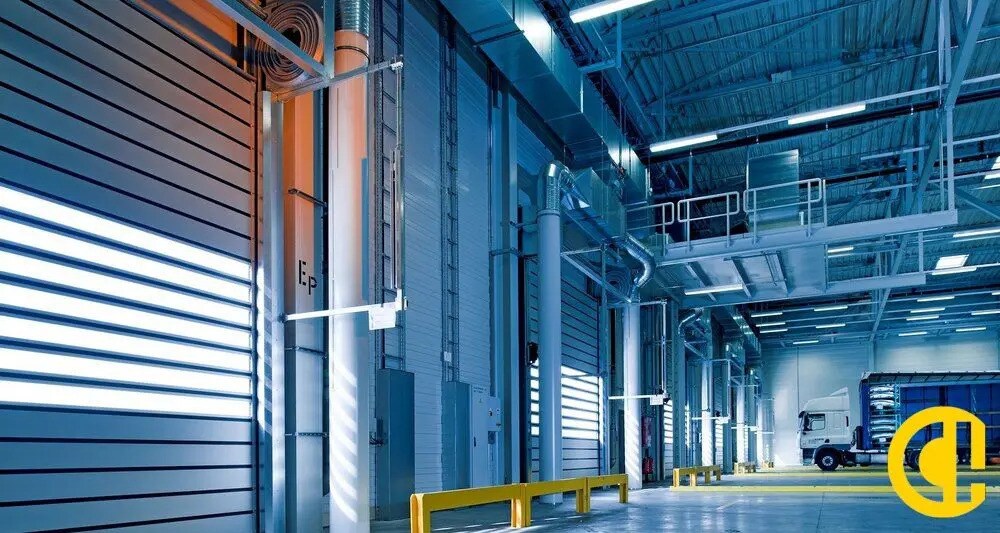 Industrial in Décines-Charpieu for sale Building Photo- Image 1 of 2