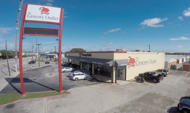 More details for 1568 Austin Hwy, San Antonio, TX - Retail for Rent