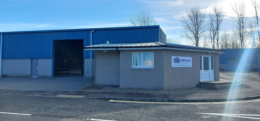 12-15 Matthew Kerr Pl, Arbroath for sale - Building Photo - Image 2 of 3