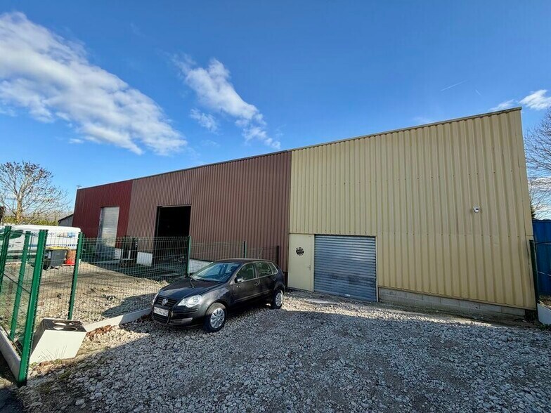 Light Industrial in Saint-Soupplets to rent - Building Photo - Image 3 of 7