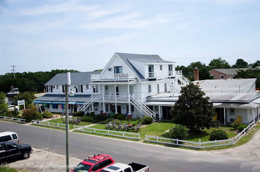 25 Lighthouse Rd, Ocracoke, NC for sale - Primary Photo - Image 1 of 1