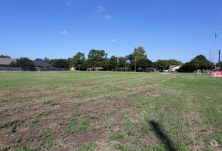 Smith Barry Rd & Bowen Rd, Pantego, TX for sale Primary Photo- Image 1 of 1