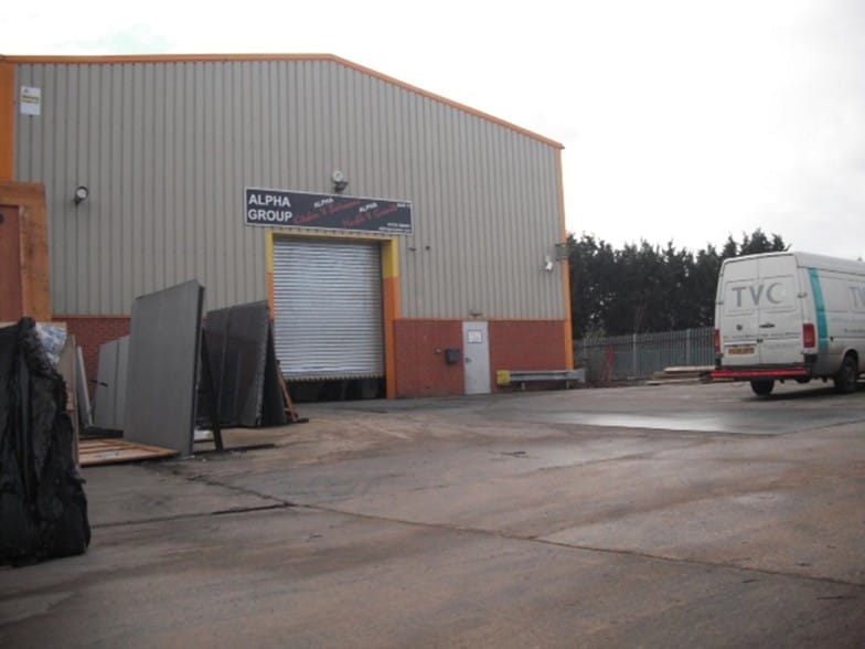 St Marys Rd, Slough to rent - Building Photo - Image 3 of 3