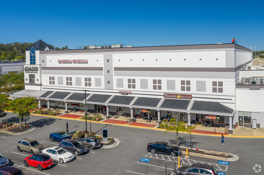 12100-12220 W Fairfax Towne Center, Fairfax, VA for rent - Building Photo - Image 3 of 13