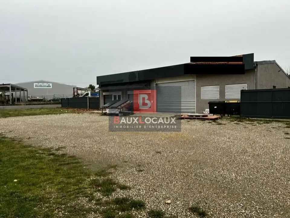 Location Local d'activités 130 m² à 300 m² - Photo 1